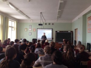 Общее дело в школе №4 города Вязьмы Смоленской области Синицин Евгений