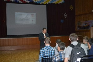 Общее дело в Кызылском автомобильно-дорожном техникуме города Кызыла республики Тыва