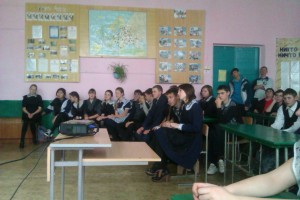 Общее дело в Малобащелакской школе села Малый Бащелак, Чарышского района, Алтайского края