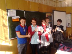 Общее дело в Каменной школе поселка Доброполье Милютинского района Ростовской области