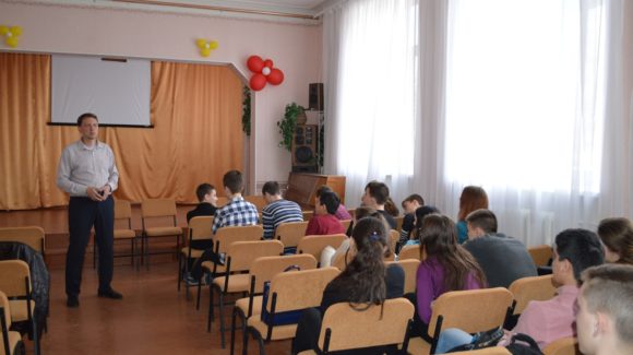 Общее дело в Харцызской школе № 2 Донецкой Народной Республики