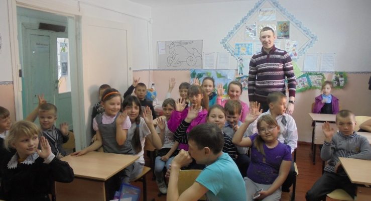 Общее дело в Рудовской школе Жигаловского района Иркутской области.