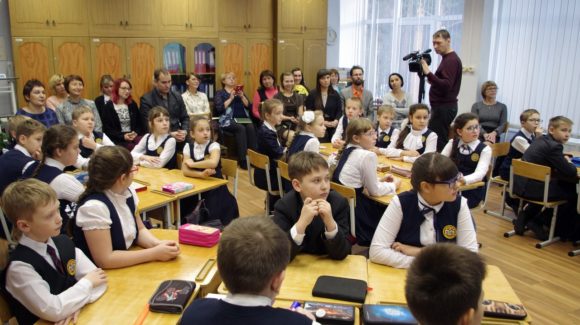 Активисты СРОО «Общее дело» приняли участие открытом уроке в лицее №56 г. Новоуральска
