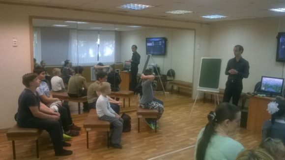 Активисты СРОО “Общее дело” провели лекцию в Детско-подростковом клубе «Космодром»