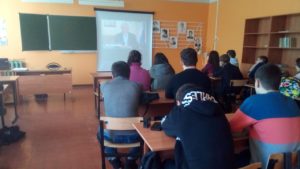 Активисты ООО «Общее дело» встретились с учашимися Нововилговской средней