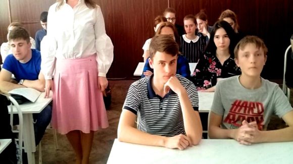 Студенты Пашковского сельскохозяйственного колледжа обсудили фильм «Секреты манипуляции. Табак»