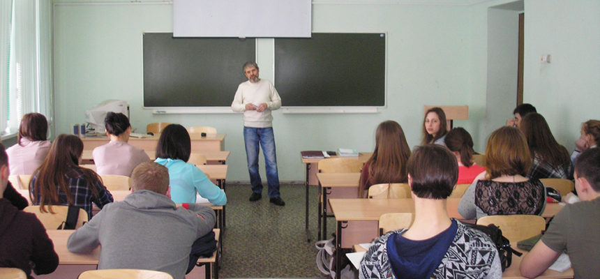 Активисты ОО «Общее дело» провели занятие «Здоровый образ жизни» для студентов Новосибирского колледжа телекоммуникации и информатики