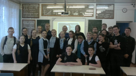 Активисты ОО «Общее дело» встретились со школьниками из школы № 4 города Великий Устюг