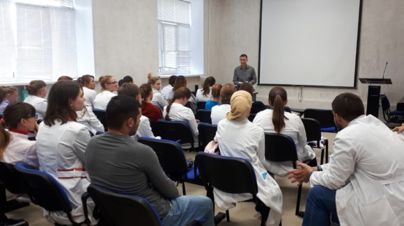 Лекторы СРОО «Общее дело» провели встречу со студентами Ялуторовского филиала ГАПОУ ТО «Тюменский медицинский колледж»