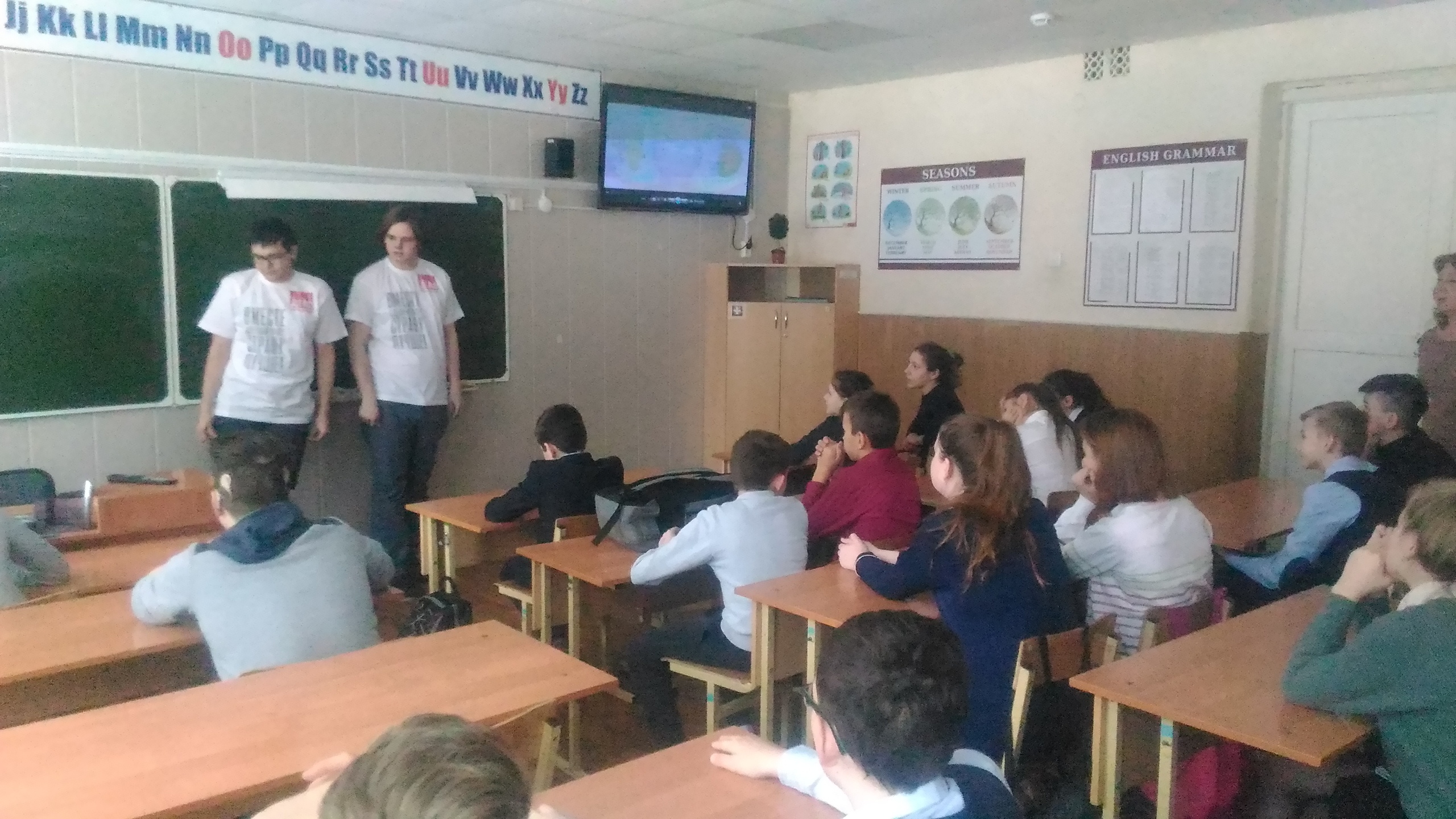 "Сверстник-сверстнику": юные активисты "Общего дела" провели занятие в школе №31 города Костромы