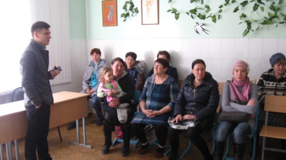 Общее дело на родительском собрании в Терновской средней школе Милютинского района Ростовской области