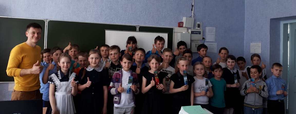 Общее дело в Первомайской основной общеобразовательной школы Милютинского района Ростовской области