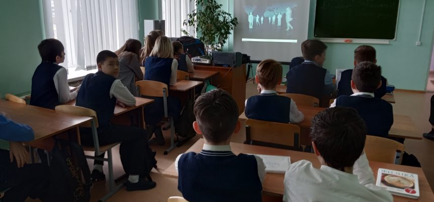 Волгоградское отделение ОО «Общее дело» проводит занятия в учебных заведениях города