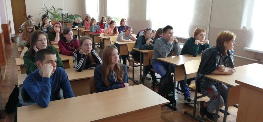 Студенты Краснокамского техникума посмотрели новый фильм Общего дела — «Алкоголь. Незримый враг»