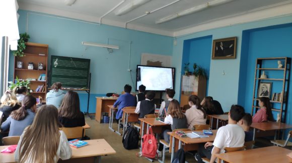 Лекции по профилактике употребления психоактивных веществ в средней школе №98 г. Казани