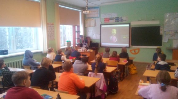Продолжение занятий в петрозаводской школе №3 — уроки с учениками четвертых классов