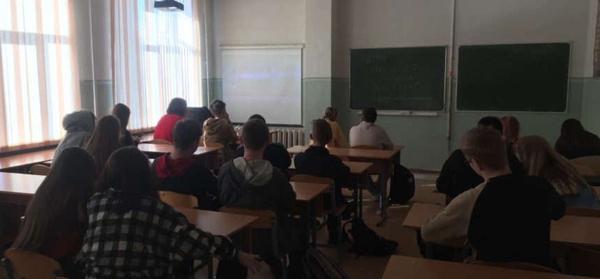 Урок о вреде никотина в петрозаводской школе №8