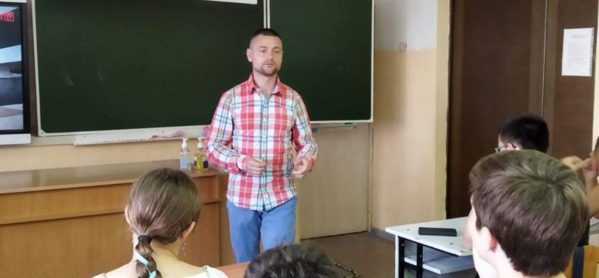 Вячеслав Тонких даже во время отпуска продолжил проводить профилактические занятия в Сочи!