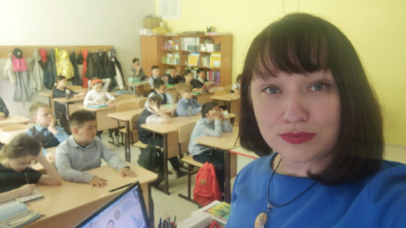 Колесникова Елена провела занятия для учеников СОШ № 21